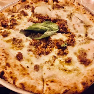 Pistachio Pizza (very good!)