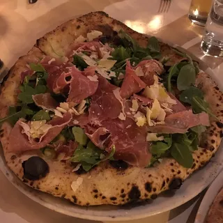 Prosciutto e Arugula Pizza Lunch