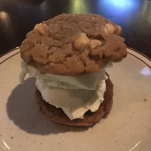 Peanut Butter Cookie Sando