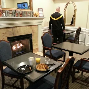 Lobby brealfast area