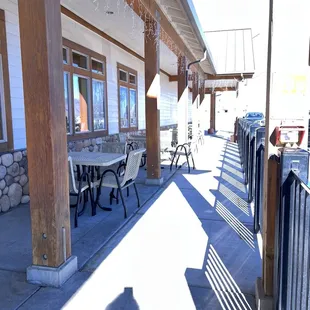 Tables to relax and pet area around the side