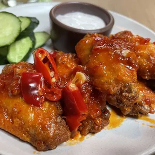 dollar wings for happy hour