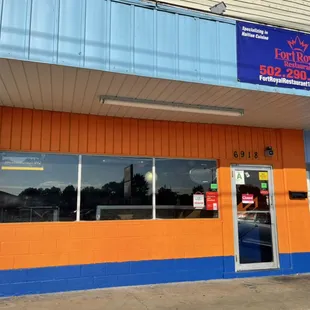 6918 Southside drive Louisville Kentucky 40214