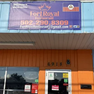 ramen and noodles, outside