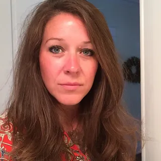 Maggie D.