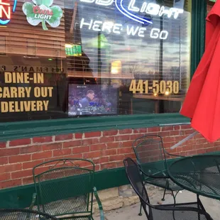 TVs viewable from tables outside