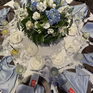 Fancy table at the brokers appreciation dinner!