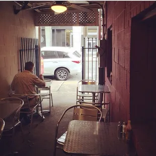 The patio reminds me of the House of Cards bbq joint. Secret little slice of heaven in downtown.