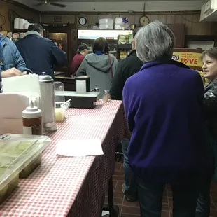 sushi and sashimi, interior