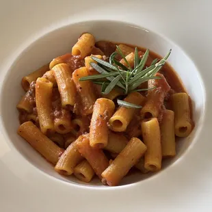 Rigatoni Bolognese