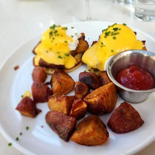 Pork belly Egg Benedict