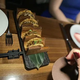 Wonton tacos