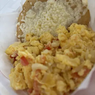 Eggs and Arepa Blanca (White Arepa)