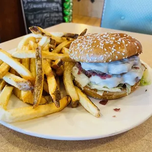 Charcoal grill Homemade Fortunato Burger!!! Delicious