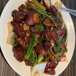 Filet mignon with eggplant and spinach