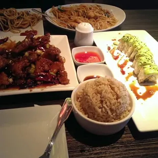 Chicken Lo Mein