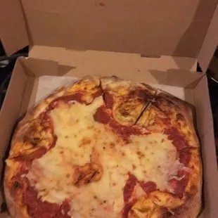 Worst looking/ tasting pizza ever !