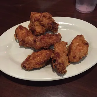 8 Fried Chicken Wings