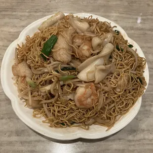 34. Seafood Chow Mein