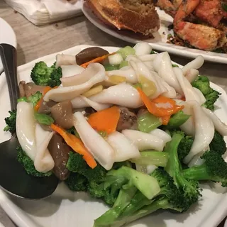 88. Squid with Broccoli