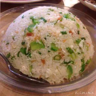 23. Dried Scallop and Egg White Fried Rice