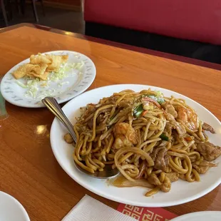 House chow mein