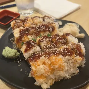 spicy crunchy tuna and spicy crunchy salmon rolls