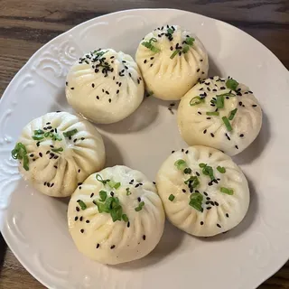 Pan Fried Pork Buns