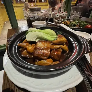 Hong Shao Rou