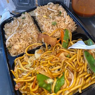 L6. Lo Mein Lunch Special Amazing