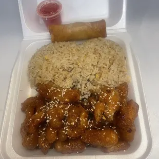 Lunch sesame chicken