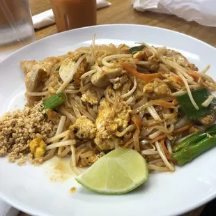 Chicken Pad Thai