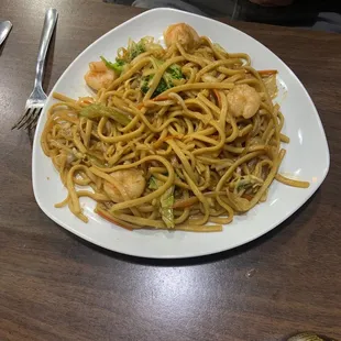 Shrimp Lo Mein