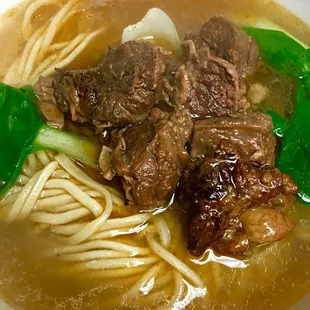 Beef stew noodle