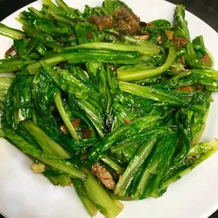 Sauteed Chinese spring lettuce