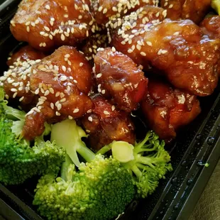 Sesame chicken looked very delicious