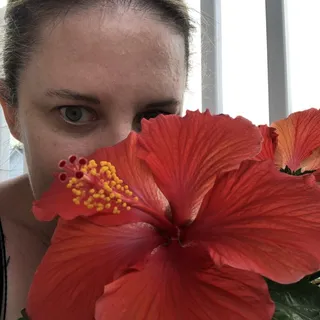 Jen H.