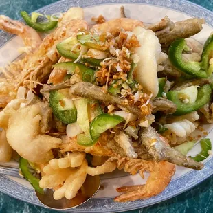 Squid, Shrimp and Smelt Fish Combination