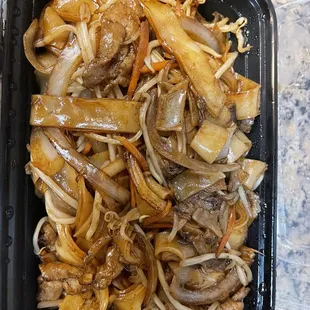 Beef chow fun
