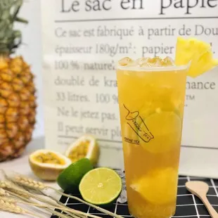 Pineapple Lemonade Tea