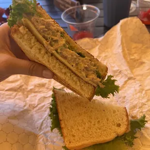 Yummy tuna sandwhich