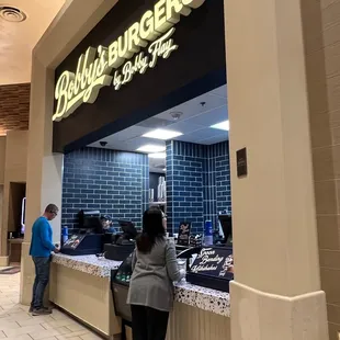 Bobby&apos;s Burgers by Bobby Flay