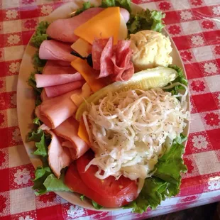 The Dutch Lunch