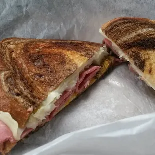 Ruben..prolly.HEB corn beef swiss kraut and marble rye..ehh