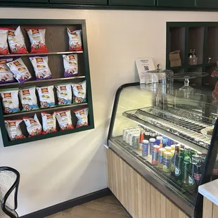 sushi and sashimi, interior