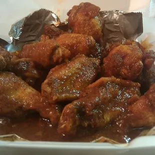 The old hot wings. Get 'em!