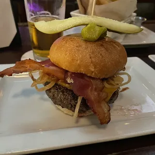 Cowgirl Burger - Now serving a la carte