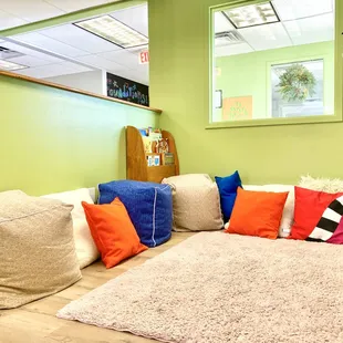 Books Area in the Wundergarten / "Quiet" Room
