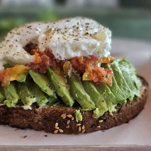Avacado toast with Burratta