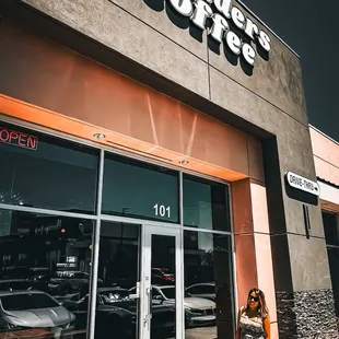 Front of coffee shop Ig mel_foodie_ventures